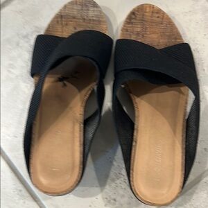 41 Hawthorn Black Two-Strap Sandals for Everyday Comfort